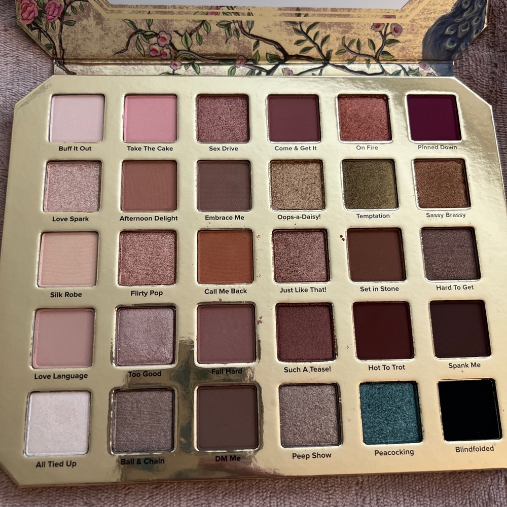 Too Faced “Natural Lust” Eyershadow Palette